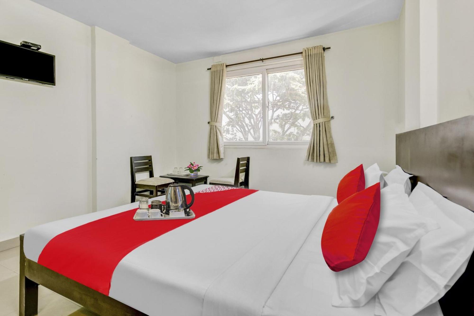 Hotel O Kalapurackal Residency Текади Екстериор снимка