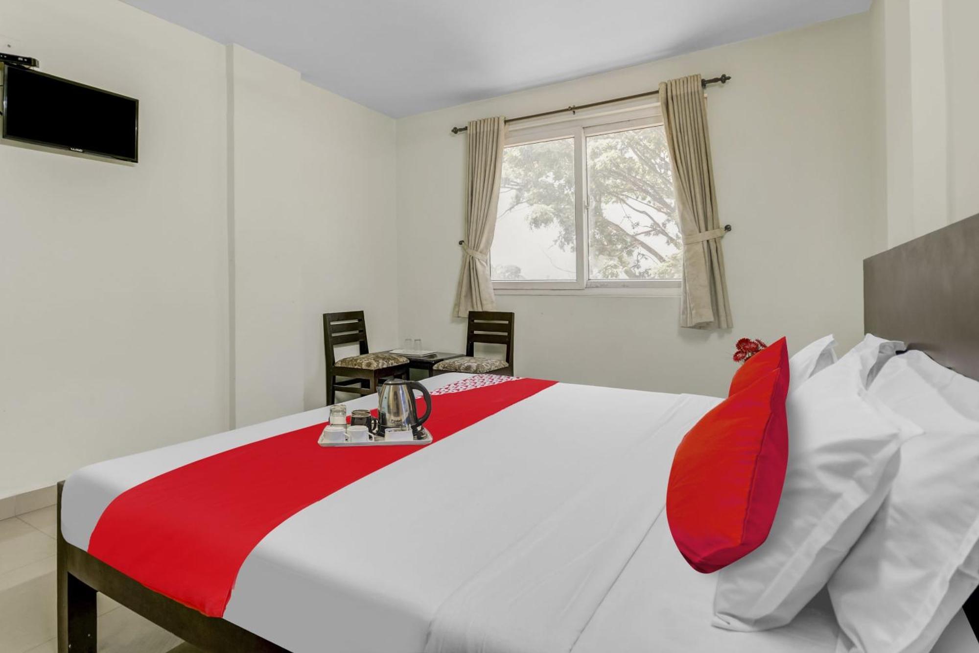 Hotel O Kalapurackal Residency Текади Екстериор снимка
